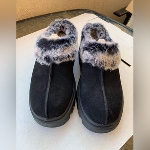 Skechers Shindigs - Fortress Clog